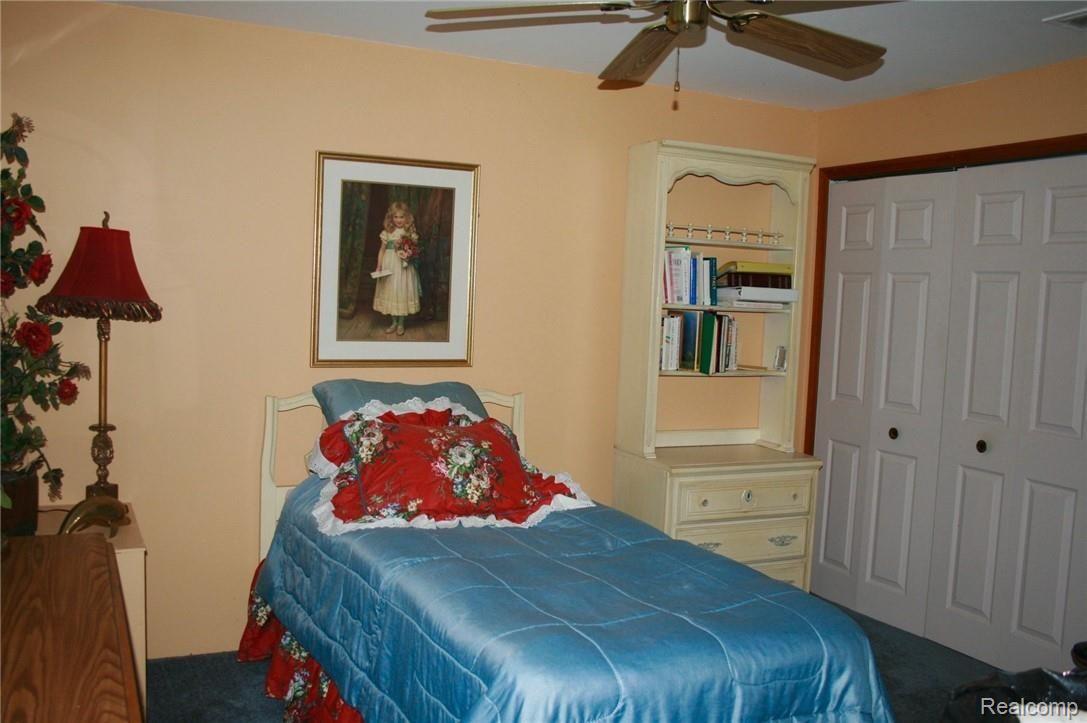 958 Ridge Court Brighton, MI 48116 - Photo 19 of 23 3RD bedroom in lower lever