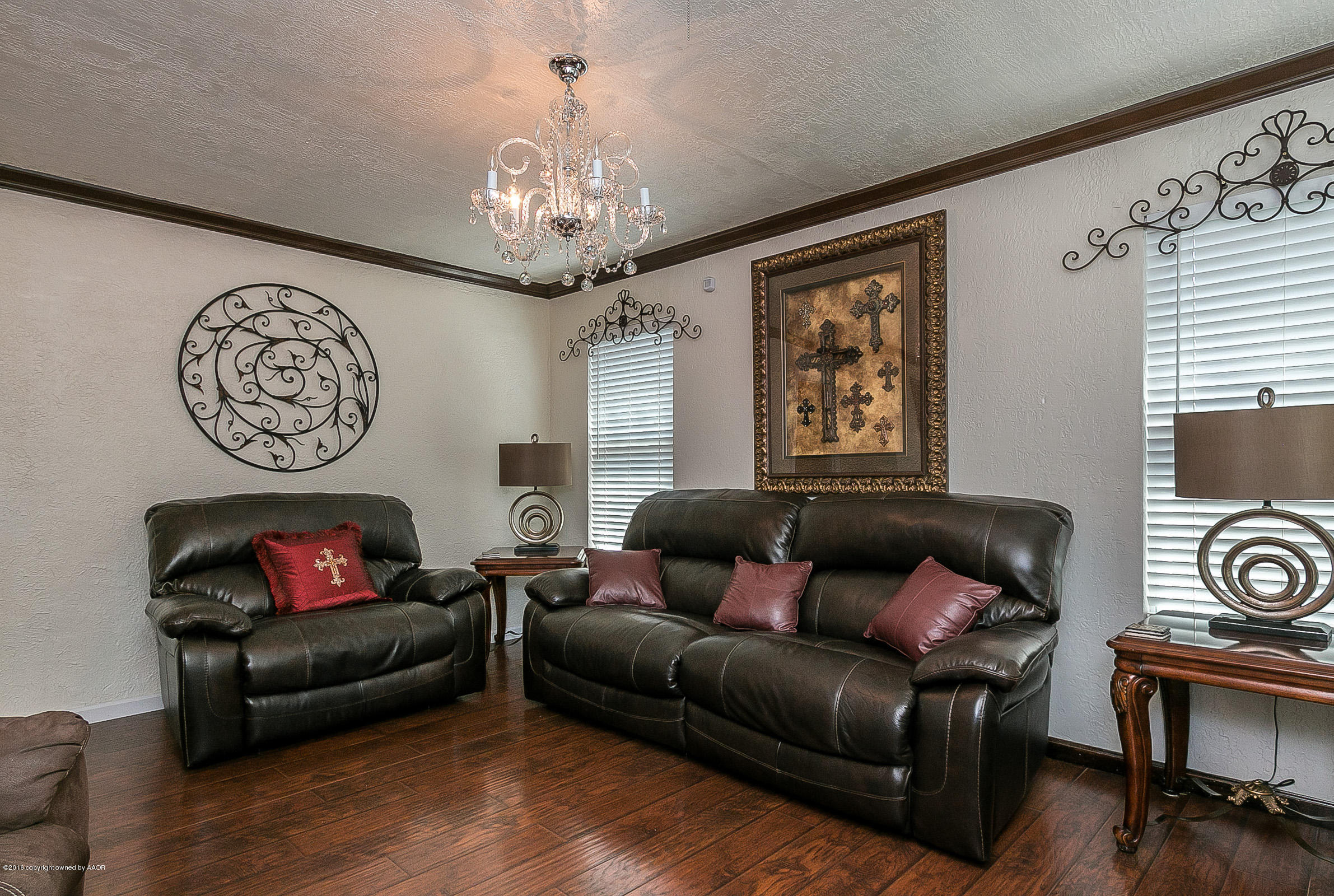 4211 South Jackson Street Amarillo, TX 79110 - Photo 3 of 13 003_Living Room