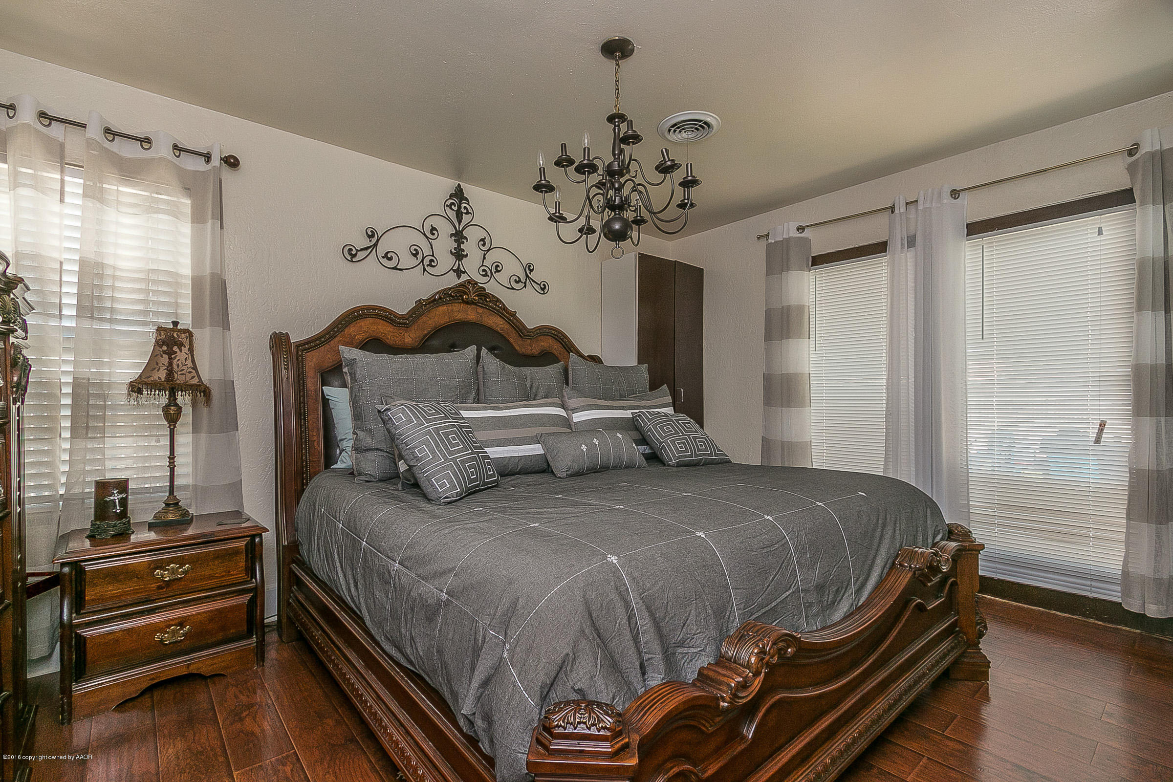 4211 South Jackson Street Amarillo, TX 79110 - Photo 8 of 13 008_Bedroom 1