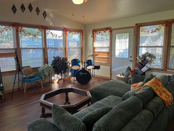 $189,900 | 8950 Hoover Road, Rock Falls, IL 61071