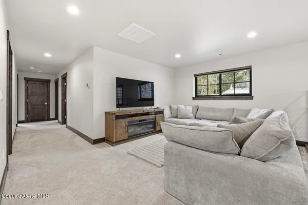 $1,397,000 | 11925 North Rocking R Road, Hayden, ID 83835