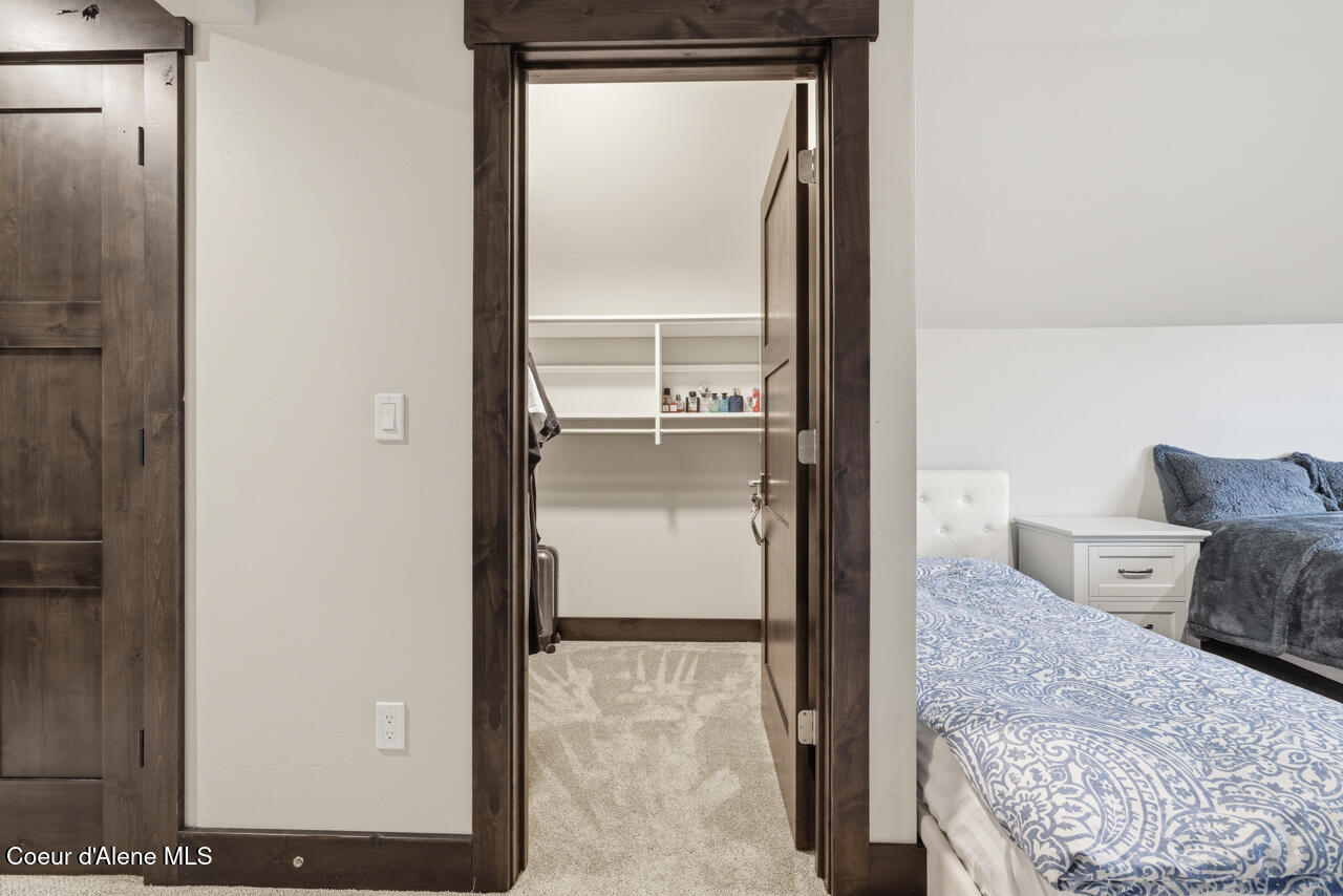 11925 North Rocking R Road Hayden, ID 83835 - Photo 56 of 91 Walk-In Closet
