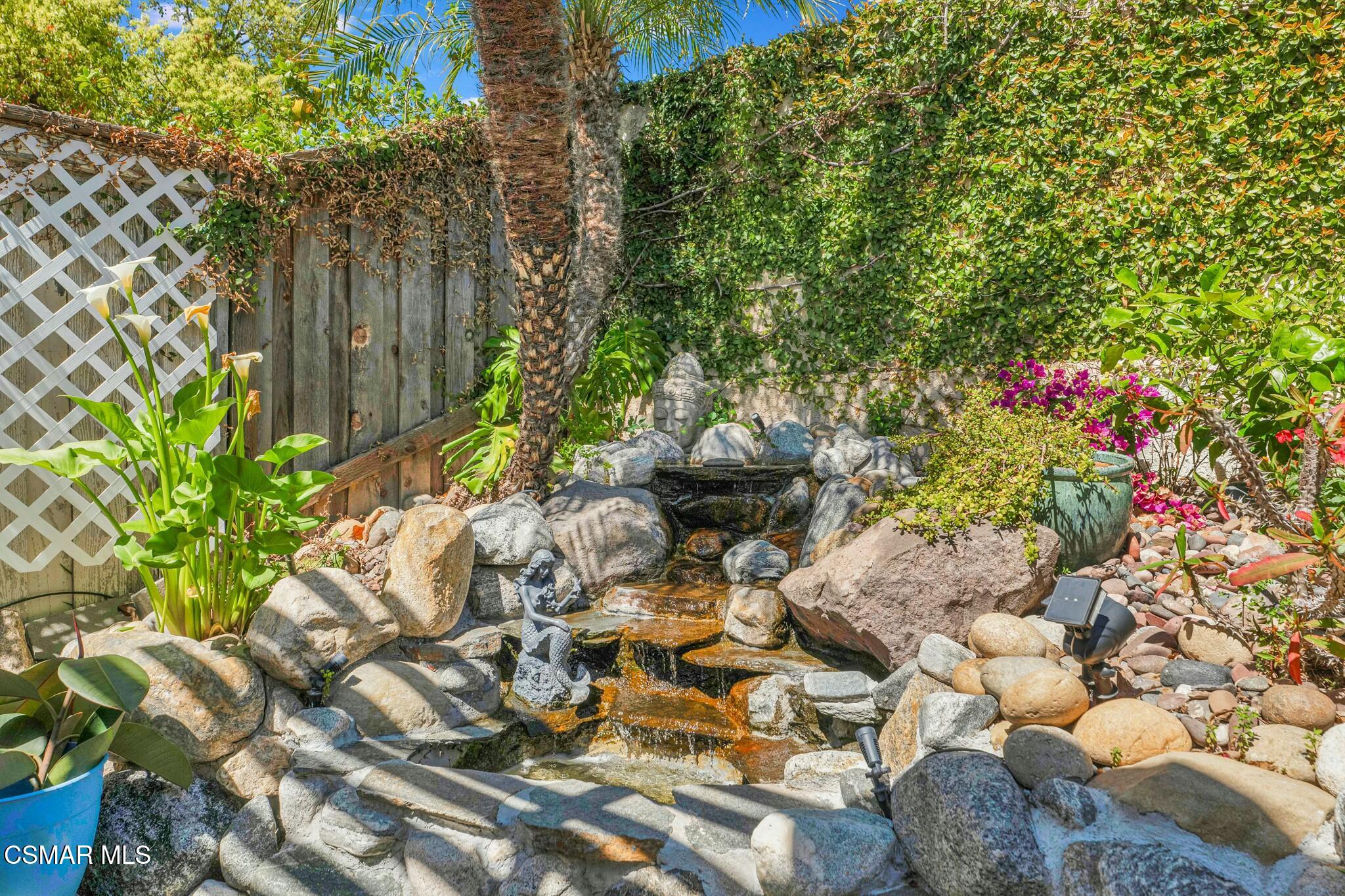 733 Congressional Road Simi Valley, CA 93065 - Photo 31 of 37 Water feature