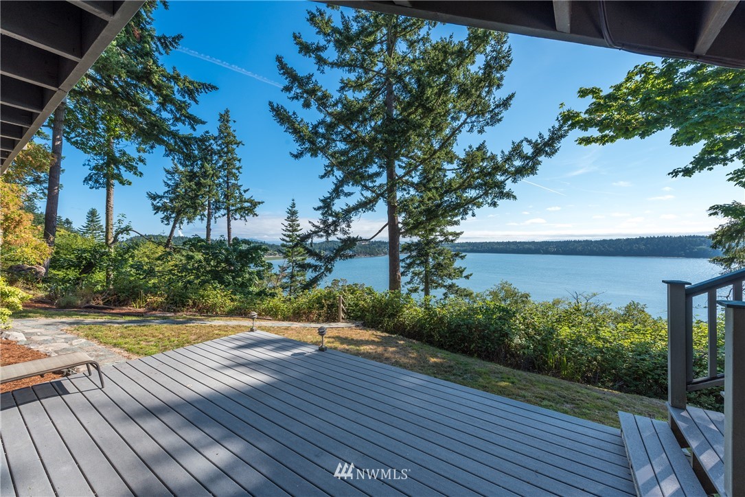 14119 Gibralter Road Anacortes, WA 98221 - Photo 14 of 22 Gallery Image 14