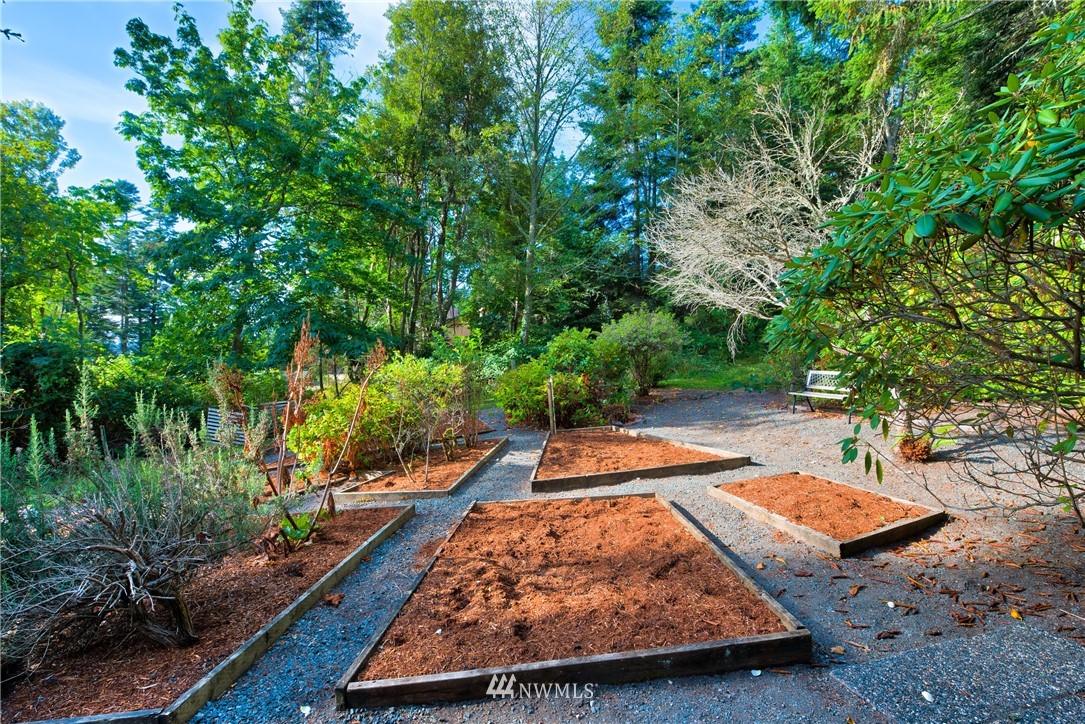 14119 Gibralter Road Anacortes, WA 98221 - Photo 21 of 22 Gallery Image 21