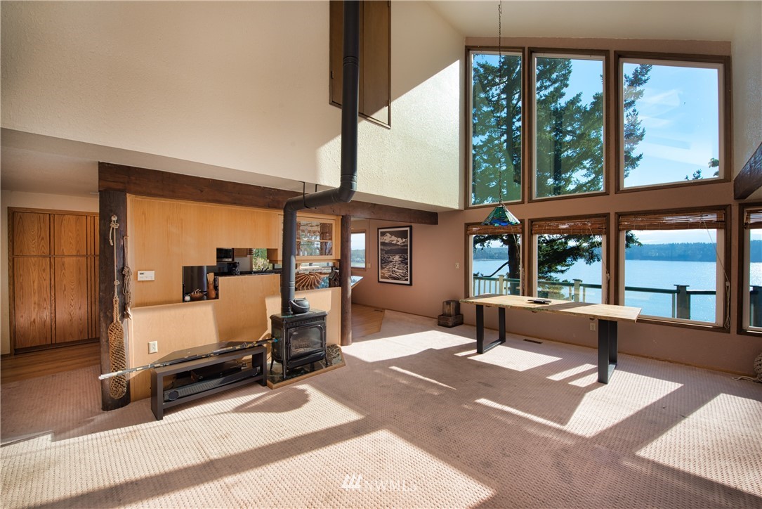 14119 Gibralter Road Anacortes, WA 98221 - Photo 6 of 22 Gallery Image 6