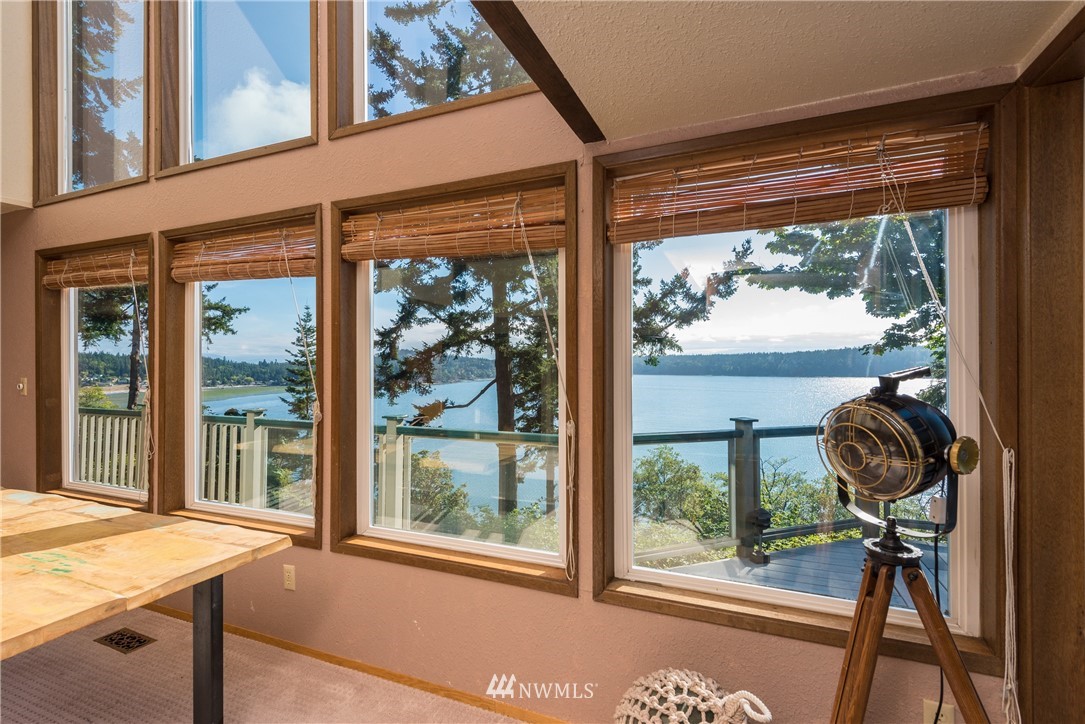 14119 Gibralter Road Anacortes, WA 98221 - Photo 7 of 22 Gallery Image 7
