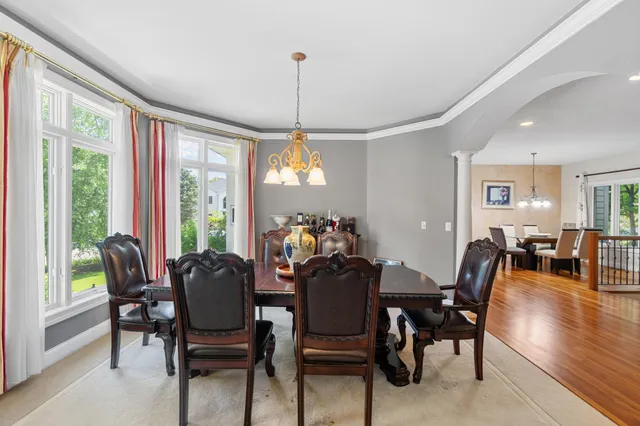 $779,900 | 2888 Forest Ridge, Chaska, MN 55318