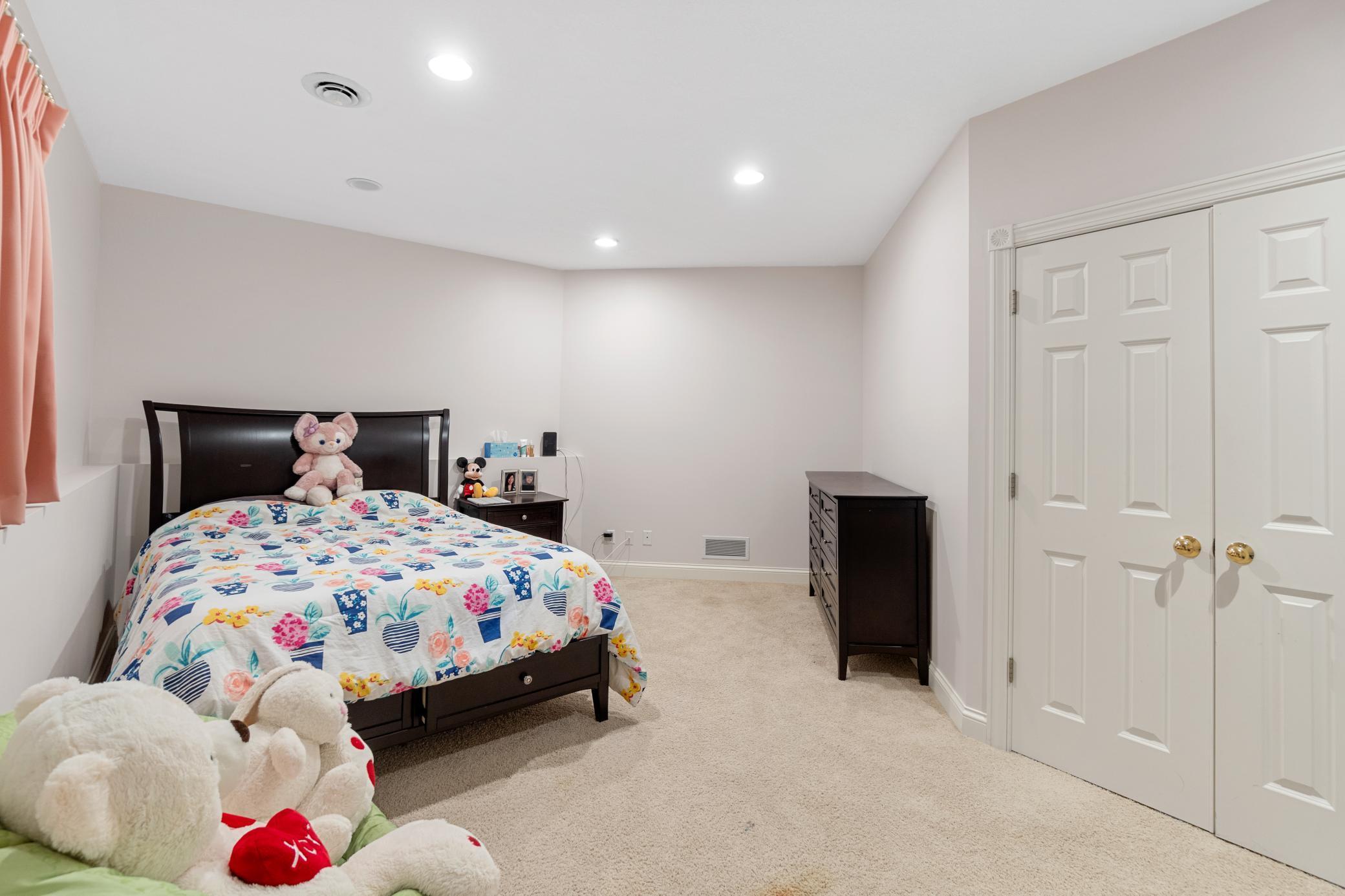 2888 Forest Ridge Chaska, MN 55318 - Photo 37 of 48