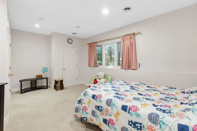 $779,900 | 2888 Forest Ridge, Chaska, MN 55318