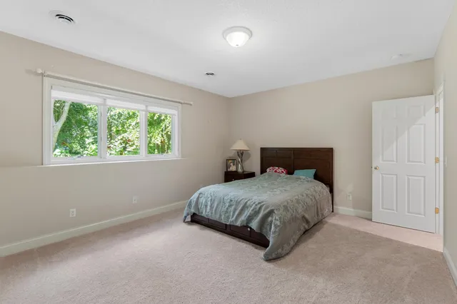 $779,900 | 2888 Forest Ridge, Chaska, MN 55318