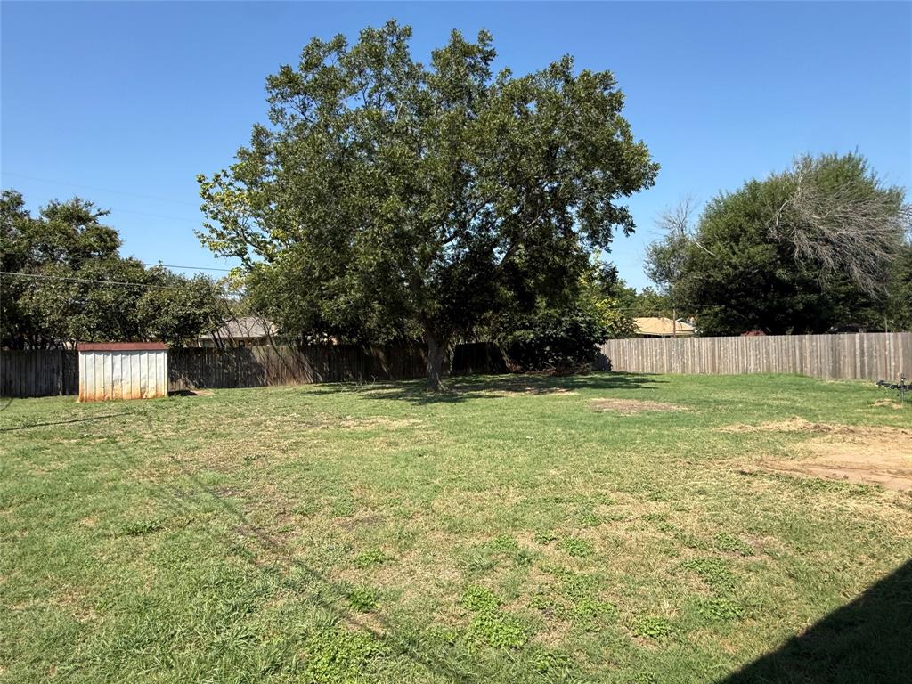 229 Travis Lane Hewitt, TX 76643 - Photo 17 of 17 a view of a garden