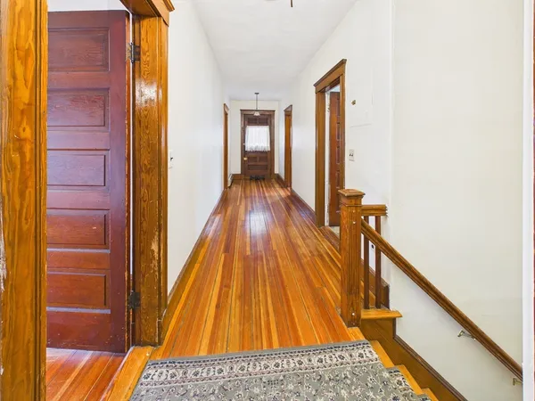a picture of a room