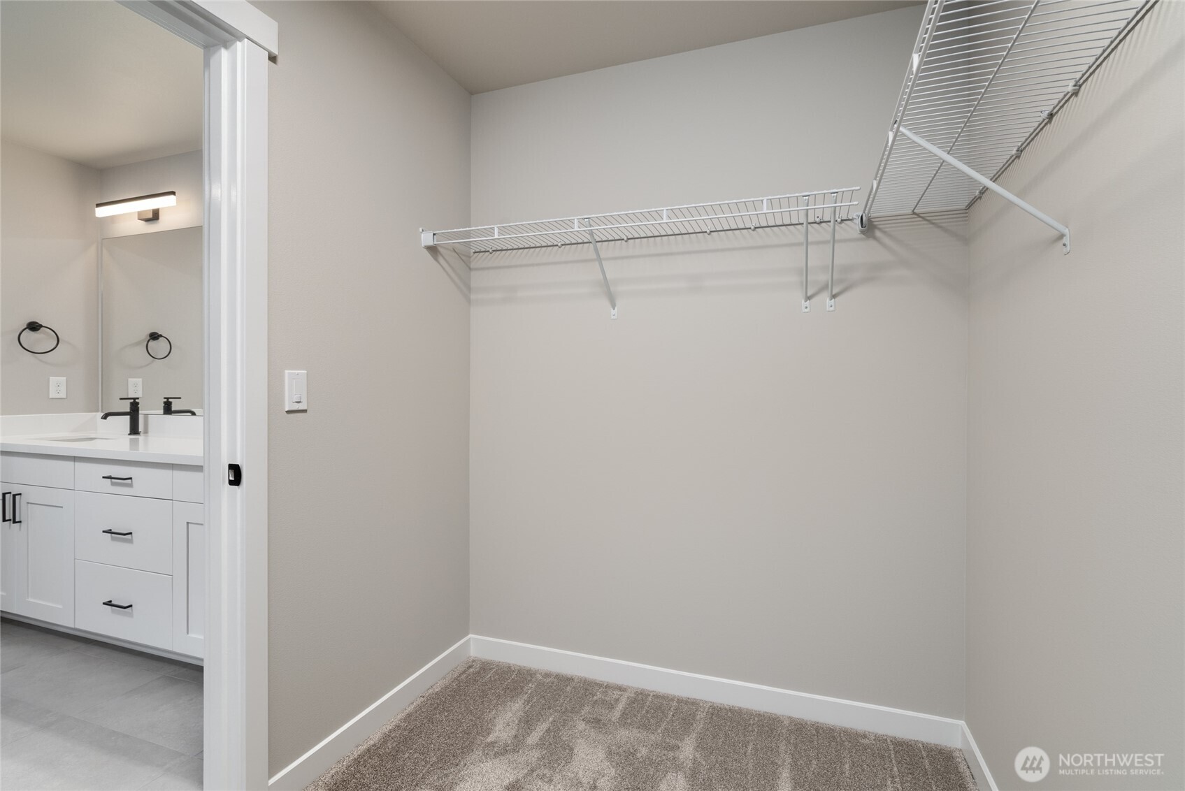 2401 Southwest Ridgeway Drive Oak Harbor, WA 98277 - Photo 9 of 10