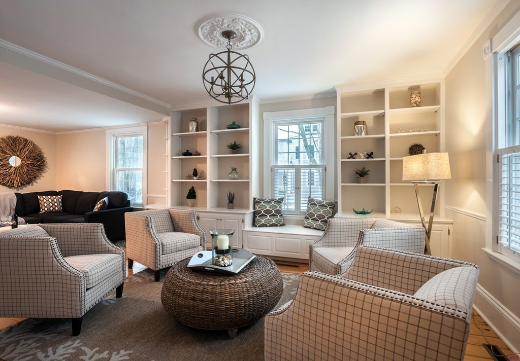 6 Leavitt Street Hingham, MA 02043 - Photo 6 of 28 a living room with furniture