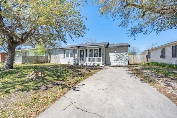 $200,000 | 309 Reynolds Avenue, Taft, TX 78390