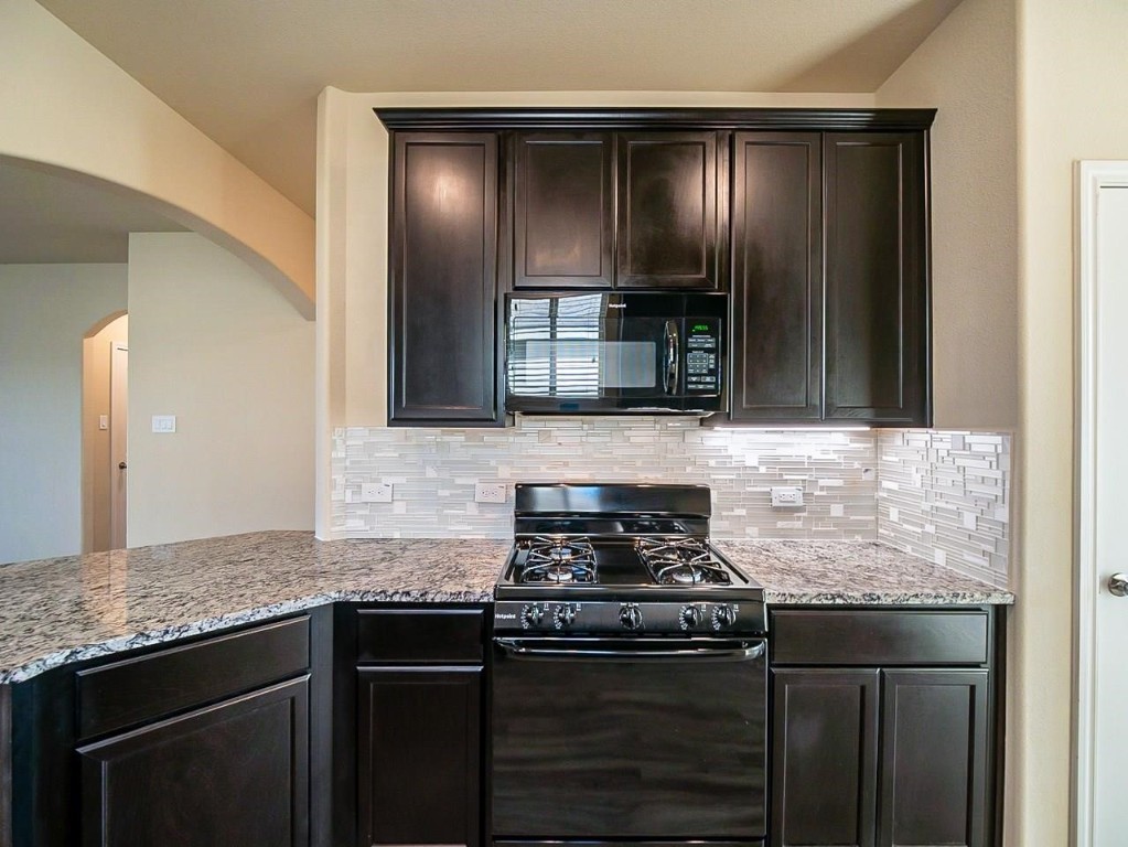 2303 Altman Trail Houston, TX 77014 - Photo 5 of 27