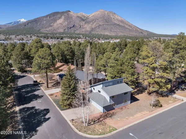 $660,000 | 3792 East Ramble Wood Drive, Flagstaff, AZ 86004