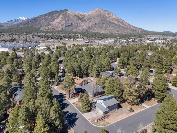 $660,000 | 3792 East Ramble Wood Drive, Flagstaff, AZ 86004