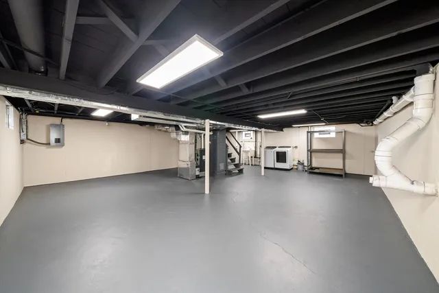 $4,500 | 998 Mitchell Avenue, Elmhurst, IL 60126