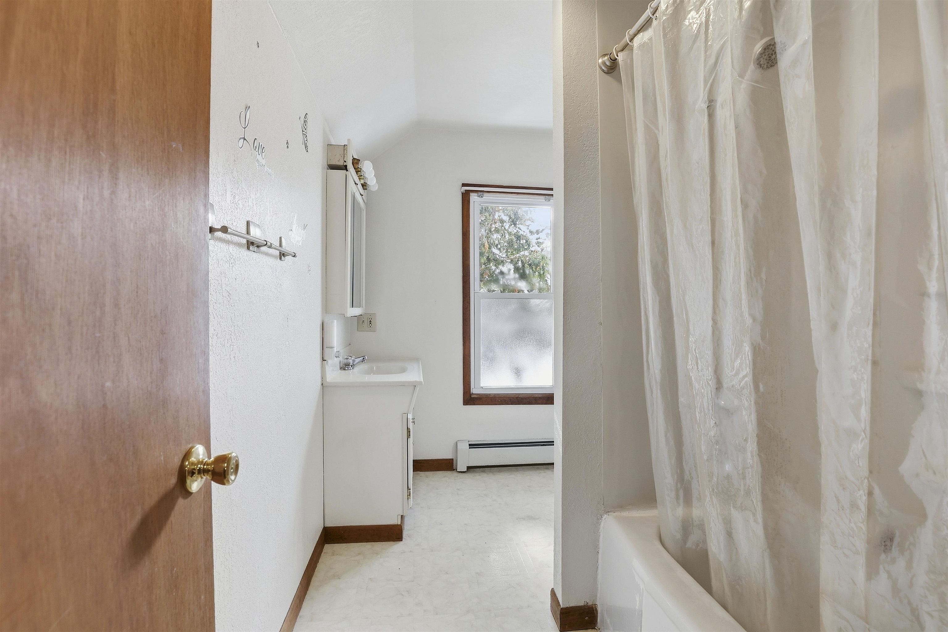 221 East Winnebago Street Appleton, WI 54911 - Photo 12 of 33