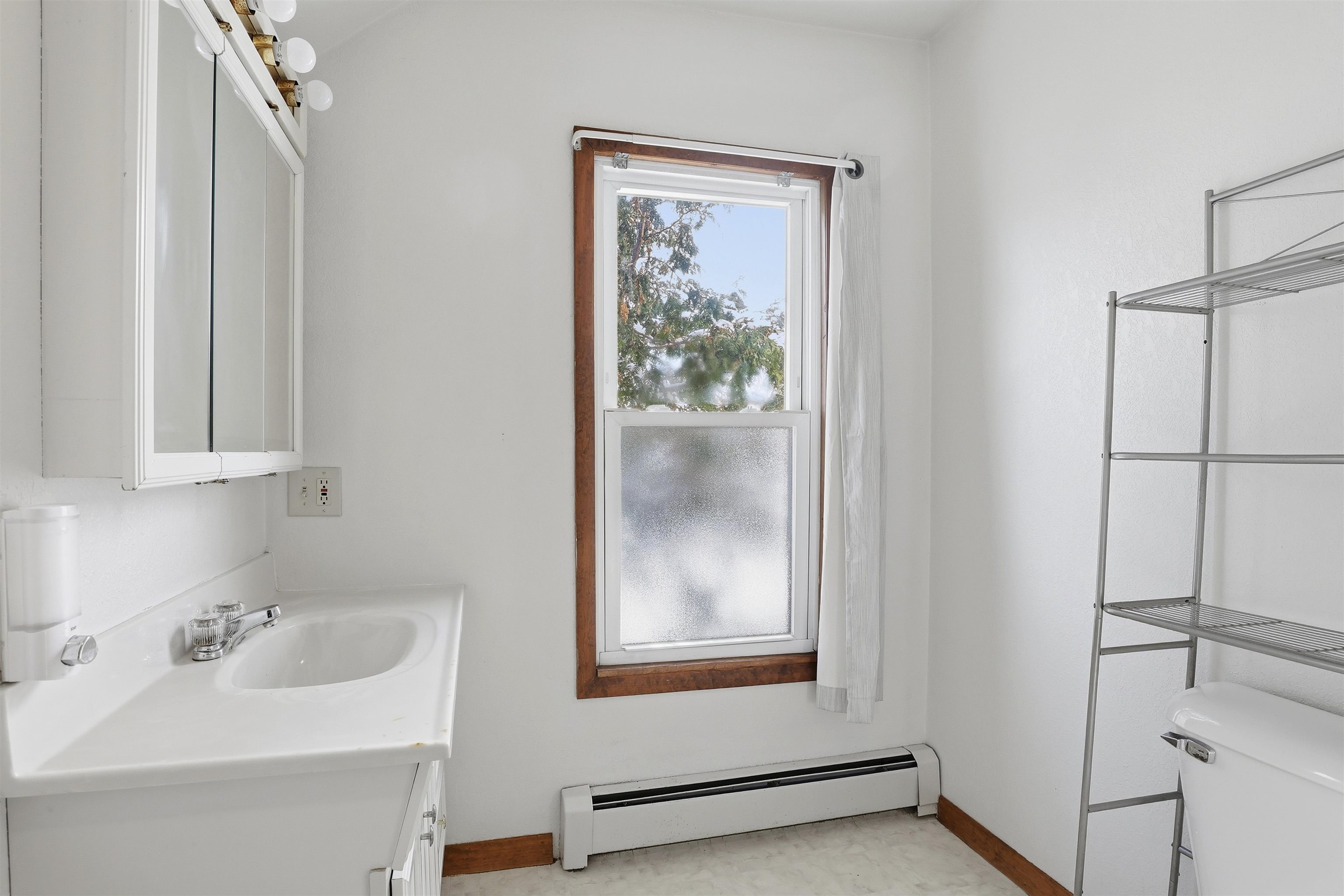 221 East Winnebago Street Appleton, WI 54911 - Photo 13 of 33