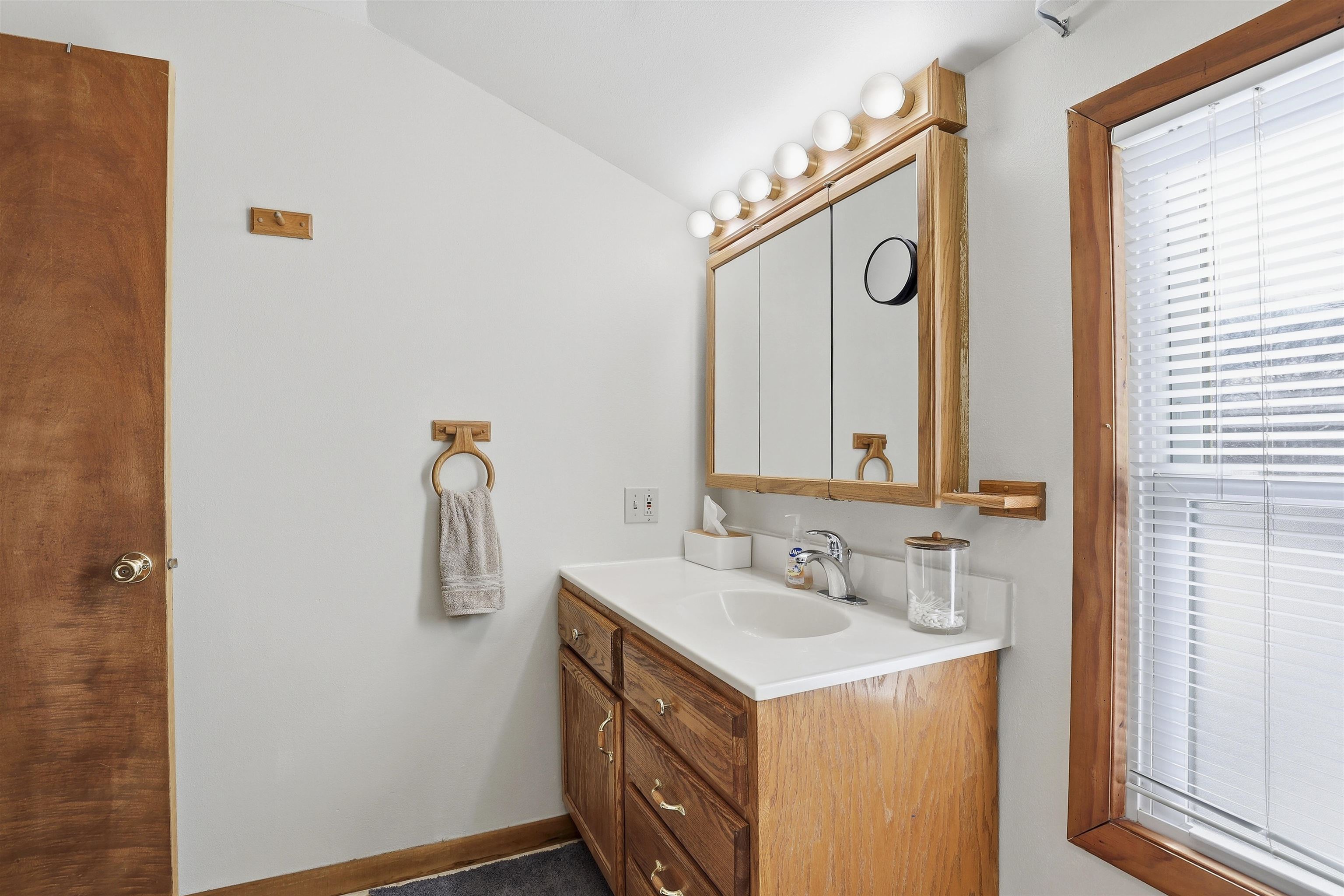 221 East Winnebago Street Appleton, WI 54911 - Photo 26 of 33