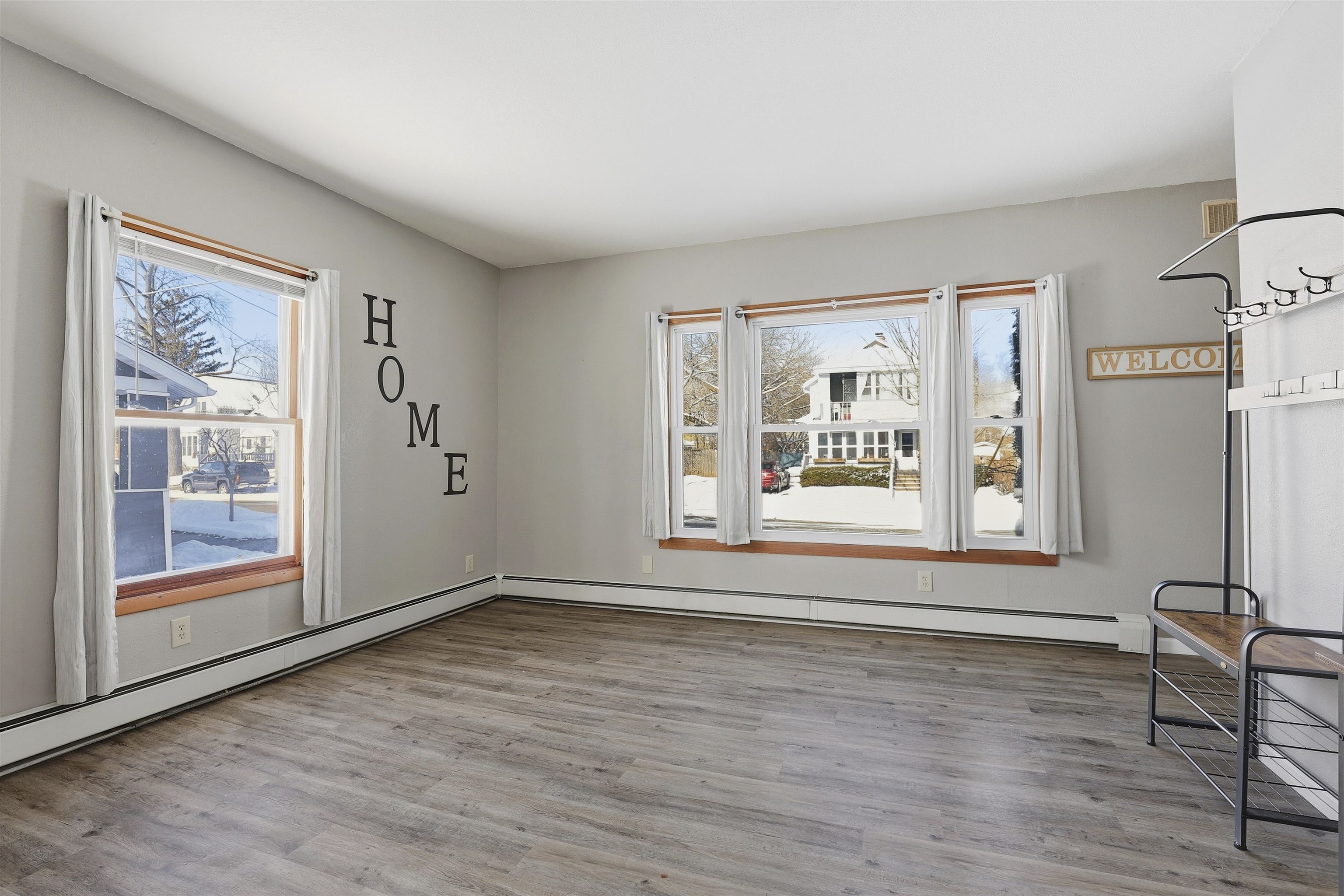 221 East Winnebago Street Appleton, WI 54911 - Photo 8 of 33