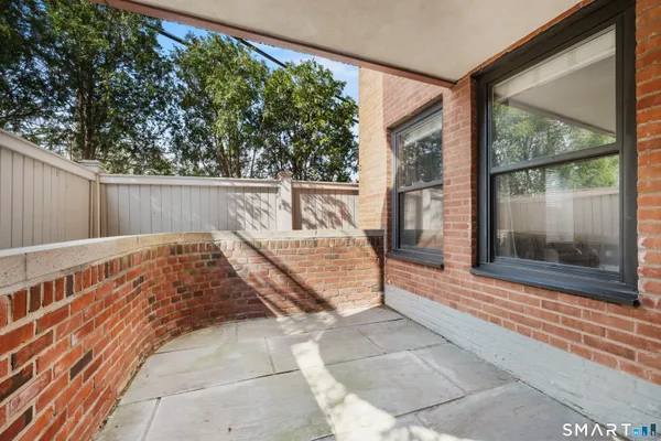 $1,150,000 | 25 West Elm Street, Unit 10, Greenwich, CT 06830