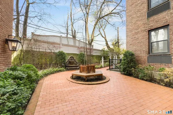 $1,150,000 | 25 West Elm Street, Unit 10, Greenwich, CT 06830
