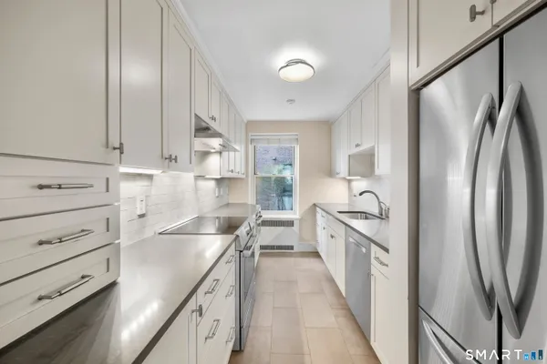 $1,150,000 | 25 West Elm Street, Unit 10, Greenwich, CT 06830