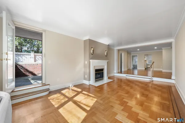 $1,150,000 | 25 West Elm Street, Unit 10, Greenwich, CT 06830