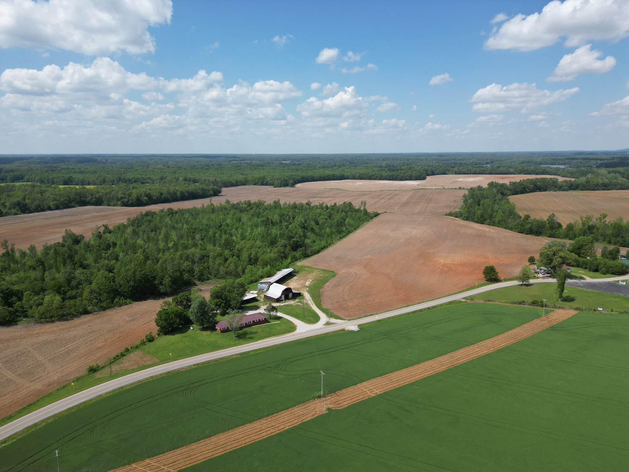 3211 Gum Creek Road Decherd, TN 37324 - Photo 30 of 35 a view of a garden with an trees