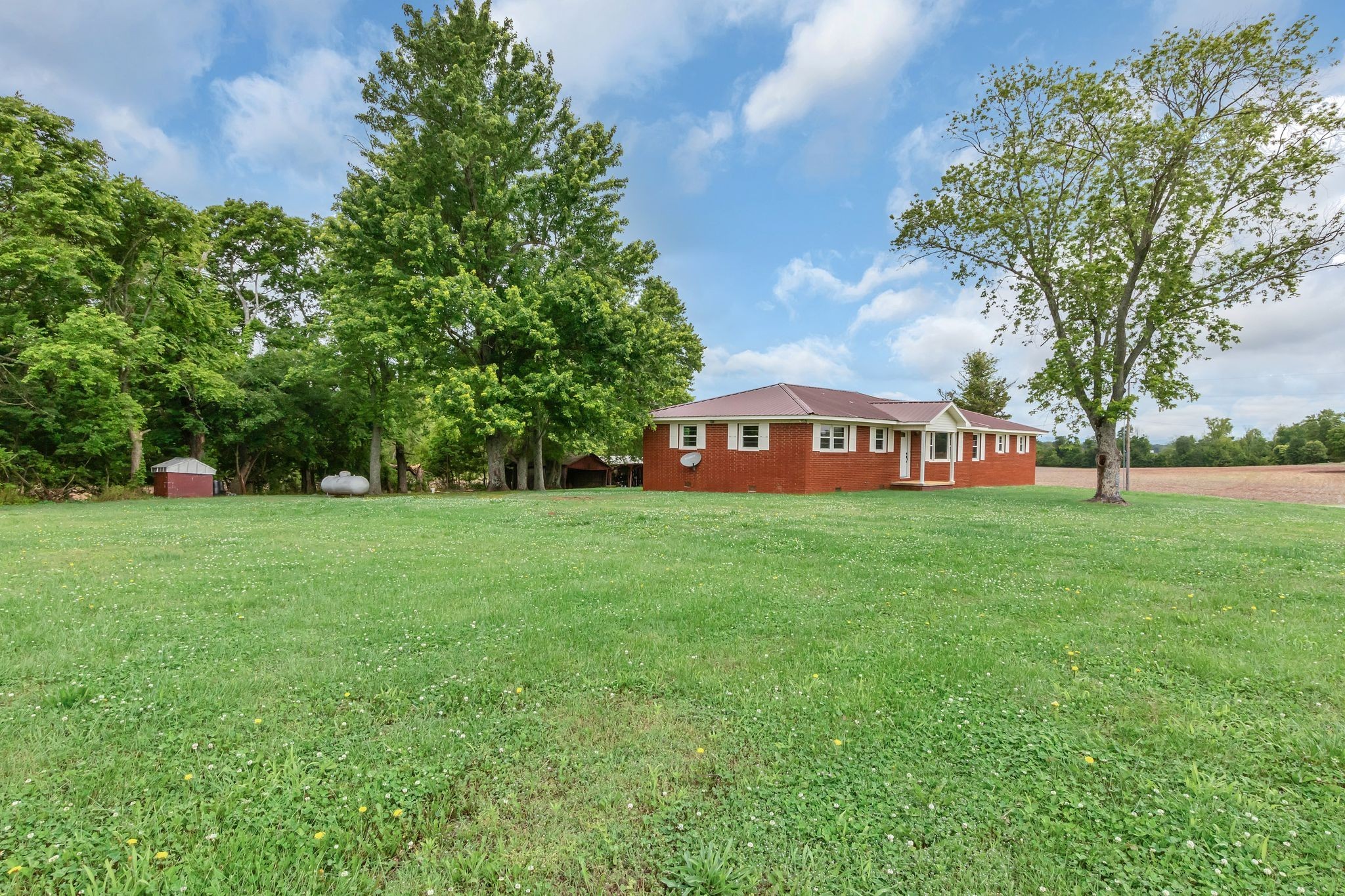 3211 Gum Creek Road Decherd, TN 37324 - Photo 5 of 35 a view of a park with large trees