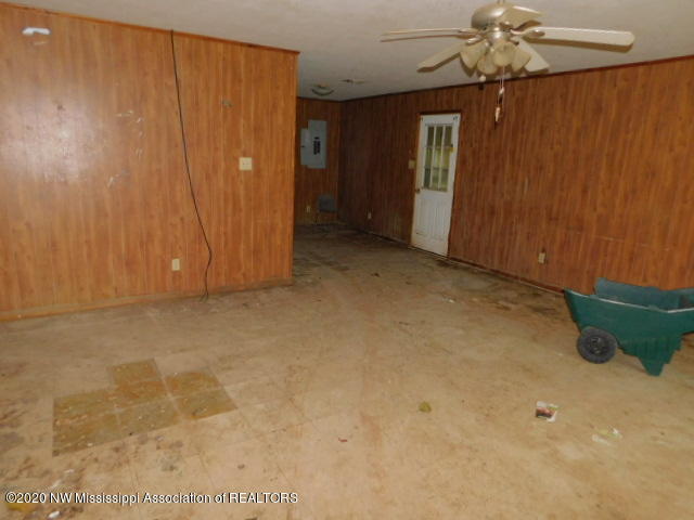 1396 Pemble Road Merigold, MS 38759 - Photo 4 of 17 DSCN1317