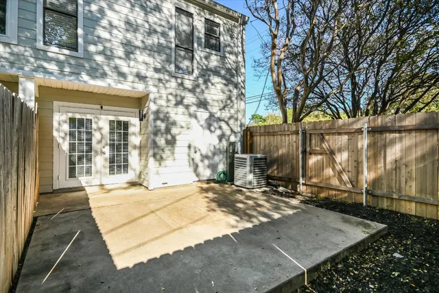 $1,850 | 5604 Woodrow Avenue, Unit 1, Austin, TX 78756