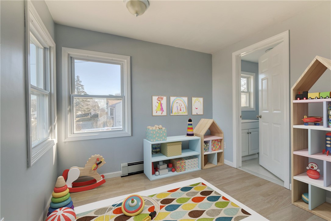 129 Kaufman Road Tiverton, RI 02878 - Photo 13 of 32