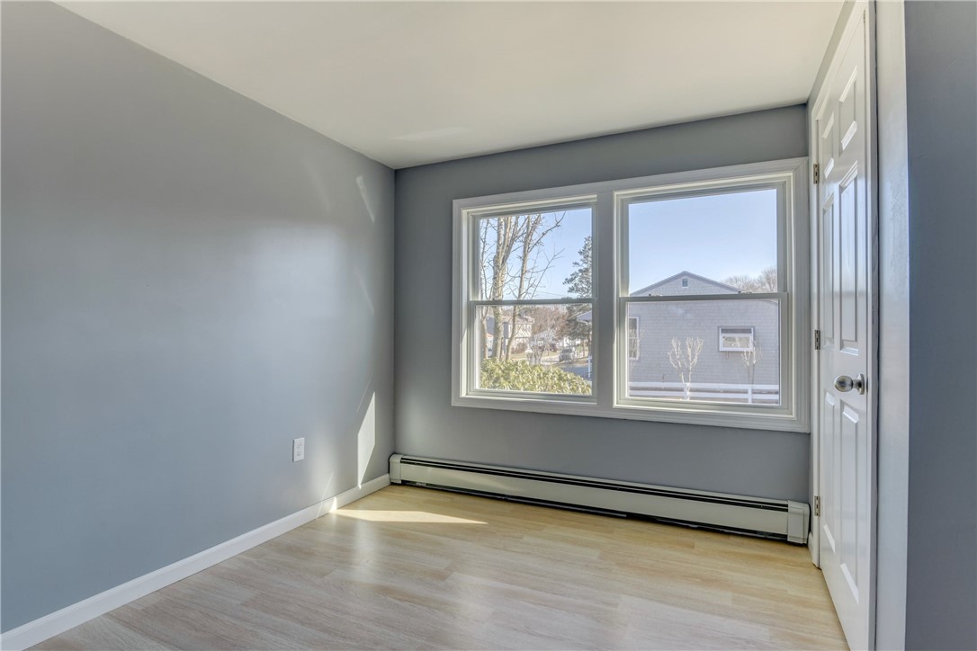 129 Kaufman Road Tiverton, RI 02878 - Photo 17 of 32