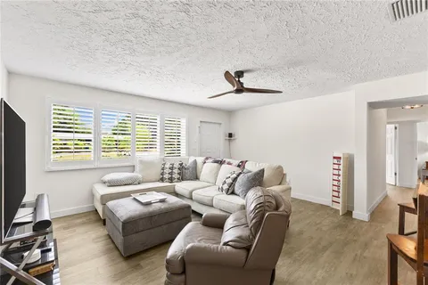 $419,999 | 163 Sunway Avenue, Sarasota, FL 34237