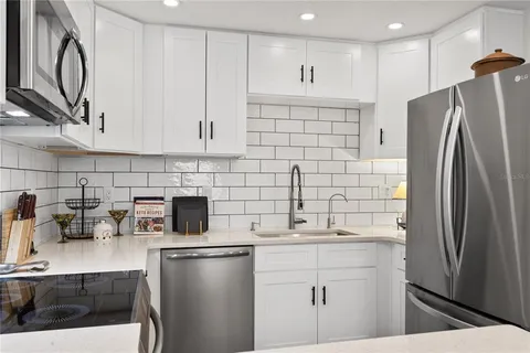 $419,999 | 163 Sunway Avenue, Sarasota, FL 34237