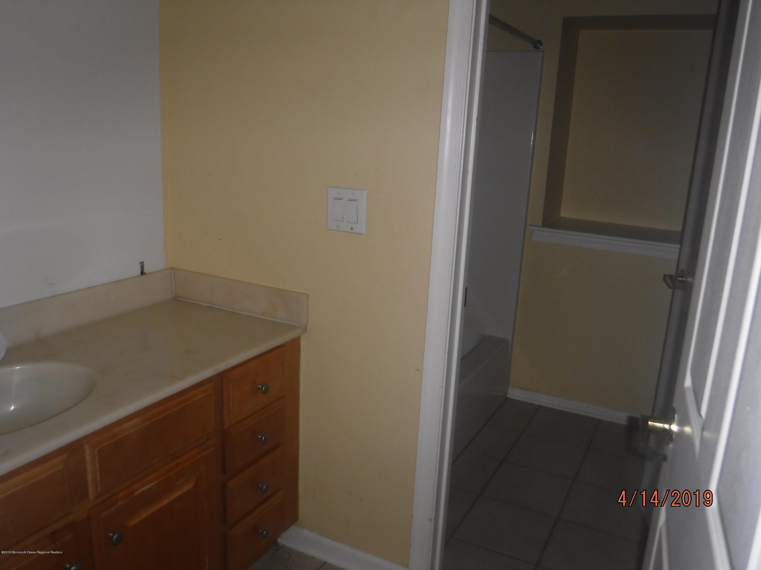 270 Butterfly Road Jackson, NJ 08527 - Photo 17 of 39 full bath