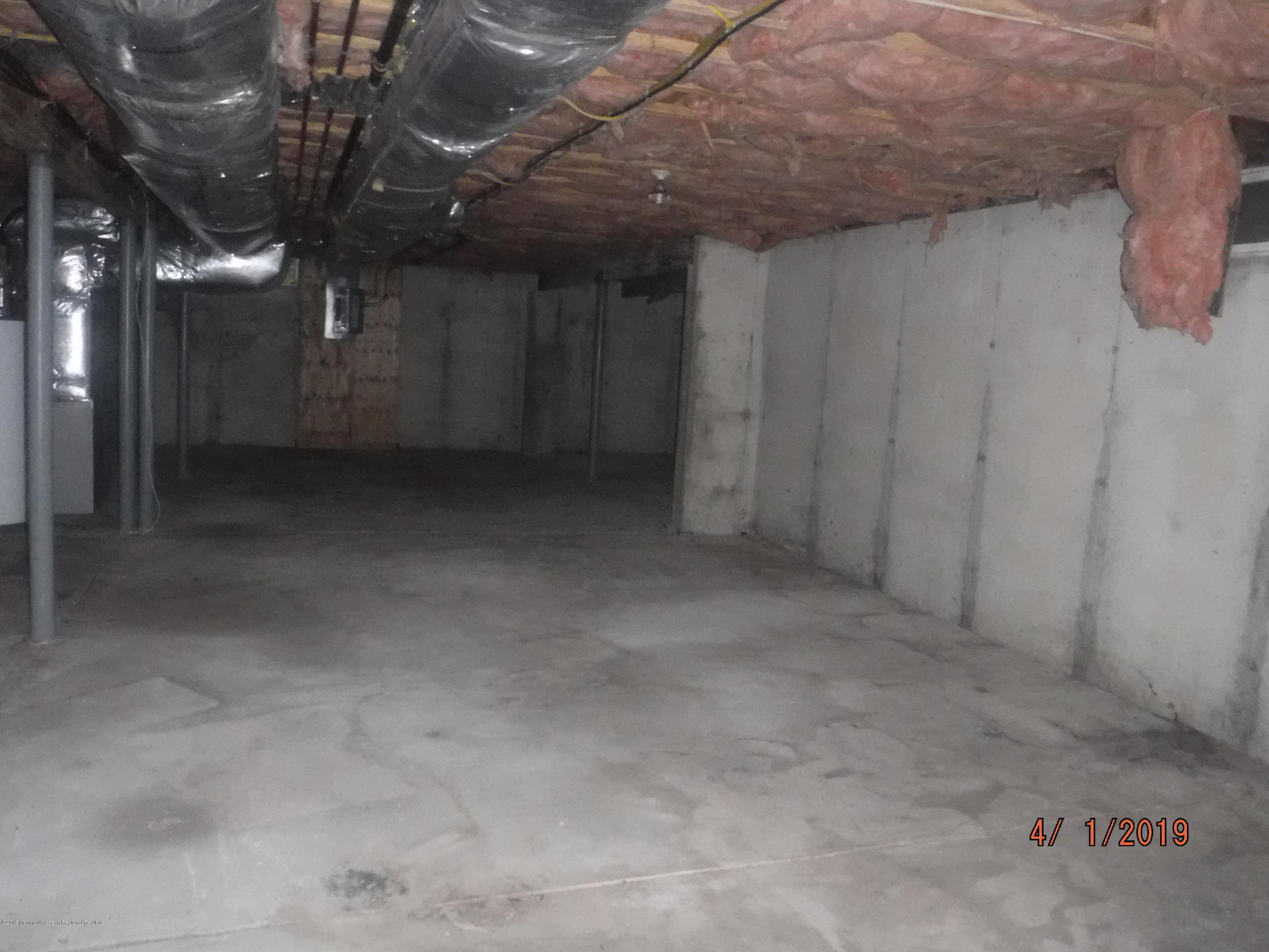 270 Butterfly Road Jackson, NJ 08527 - Photo 22 of 39 basement view 3