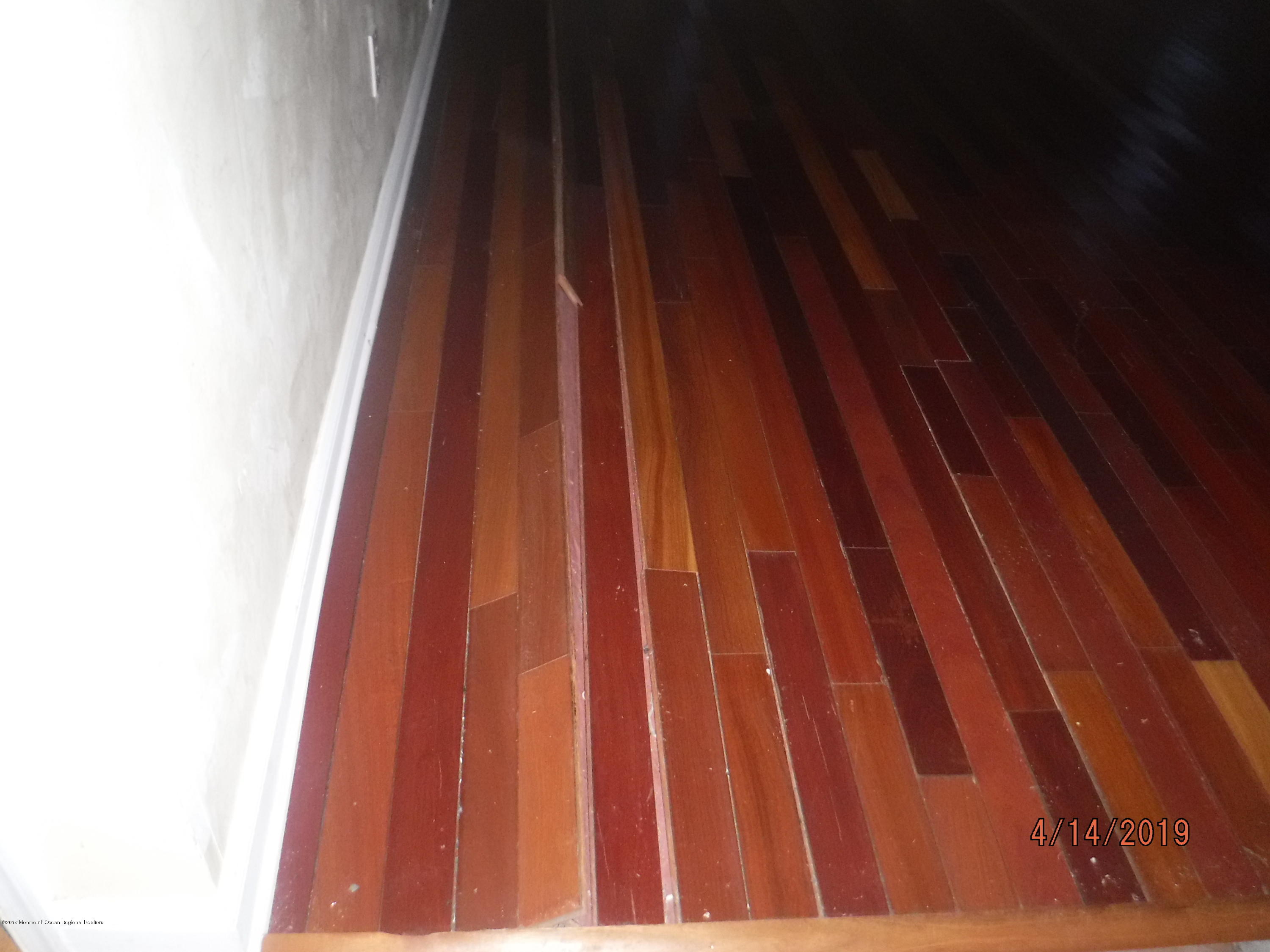 270 Butterfly Road Jackson, NJ 08527 - Photo 24 of 39 buckled floors
