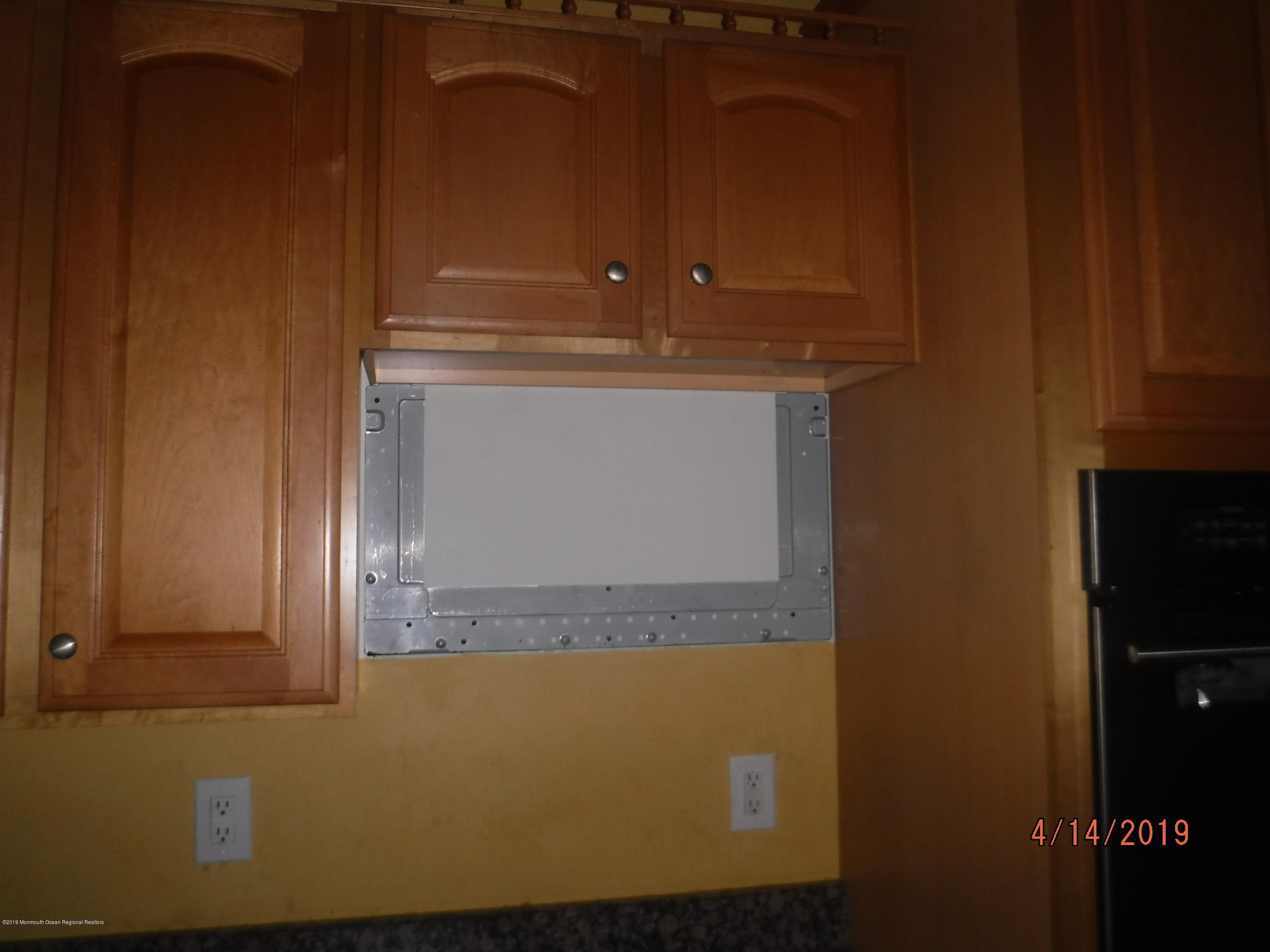 270 Butterfly Road Jackson, NJ 08527 - Photo 28 of 39 Kitchen view 4