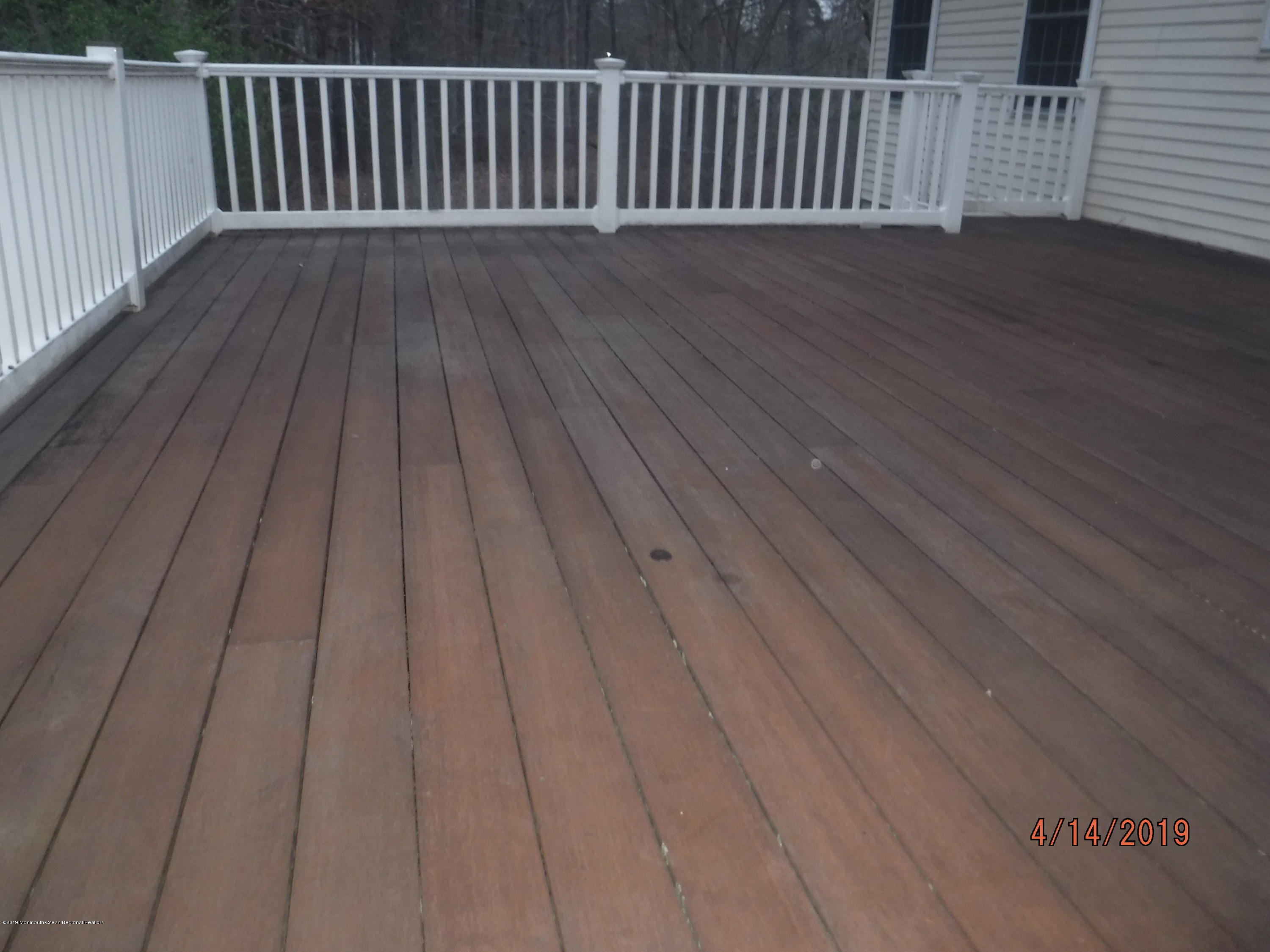 270 Butterfly Road Jackson, NJ 08527 - Photo 36 of 39 deck