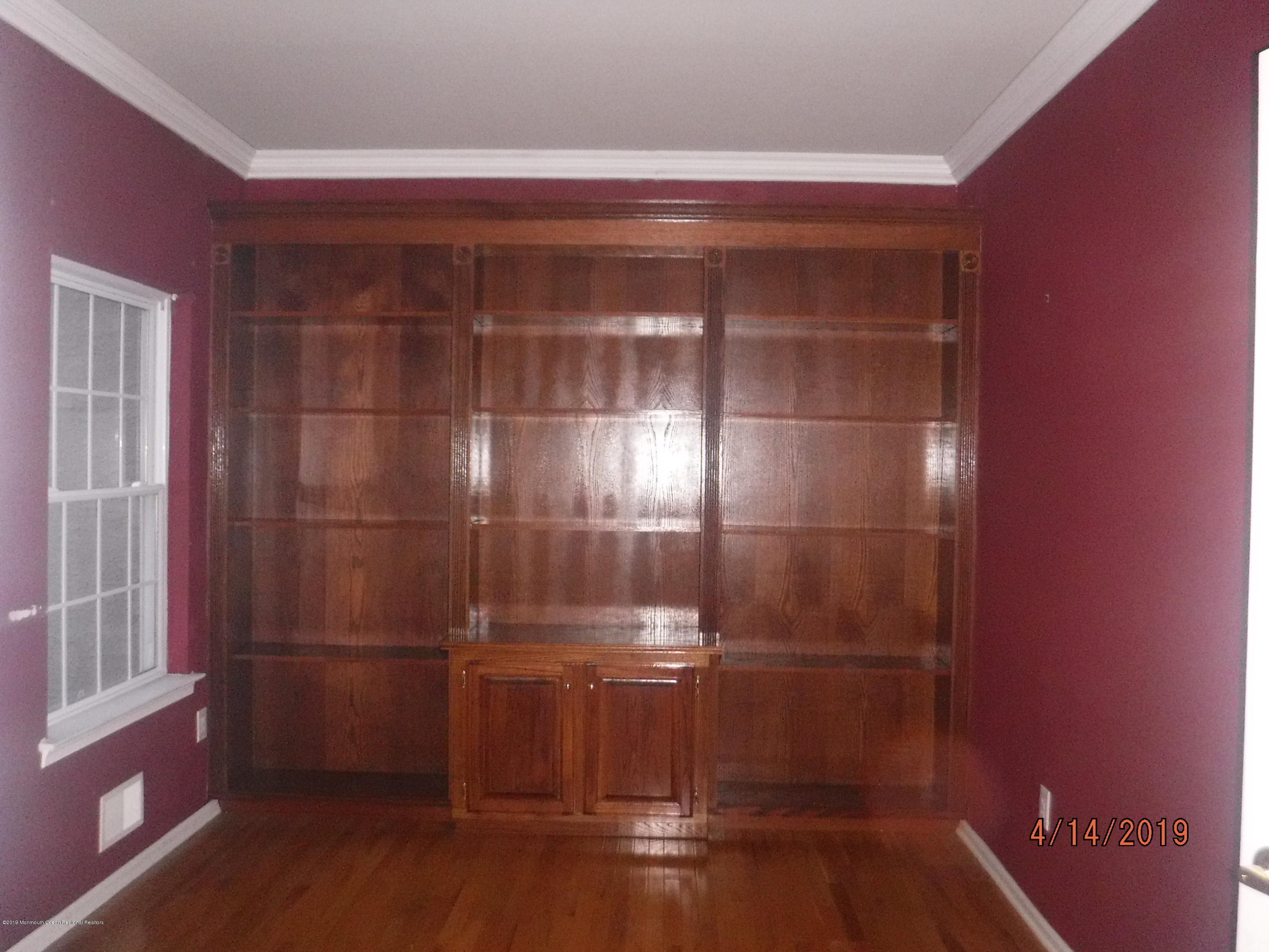 270 Butterfly Road Jackson, NJ 08527 - Photo 6 of 39 Den
