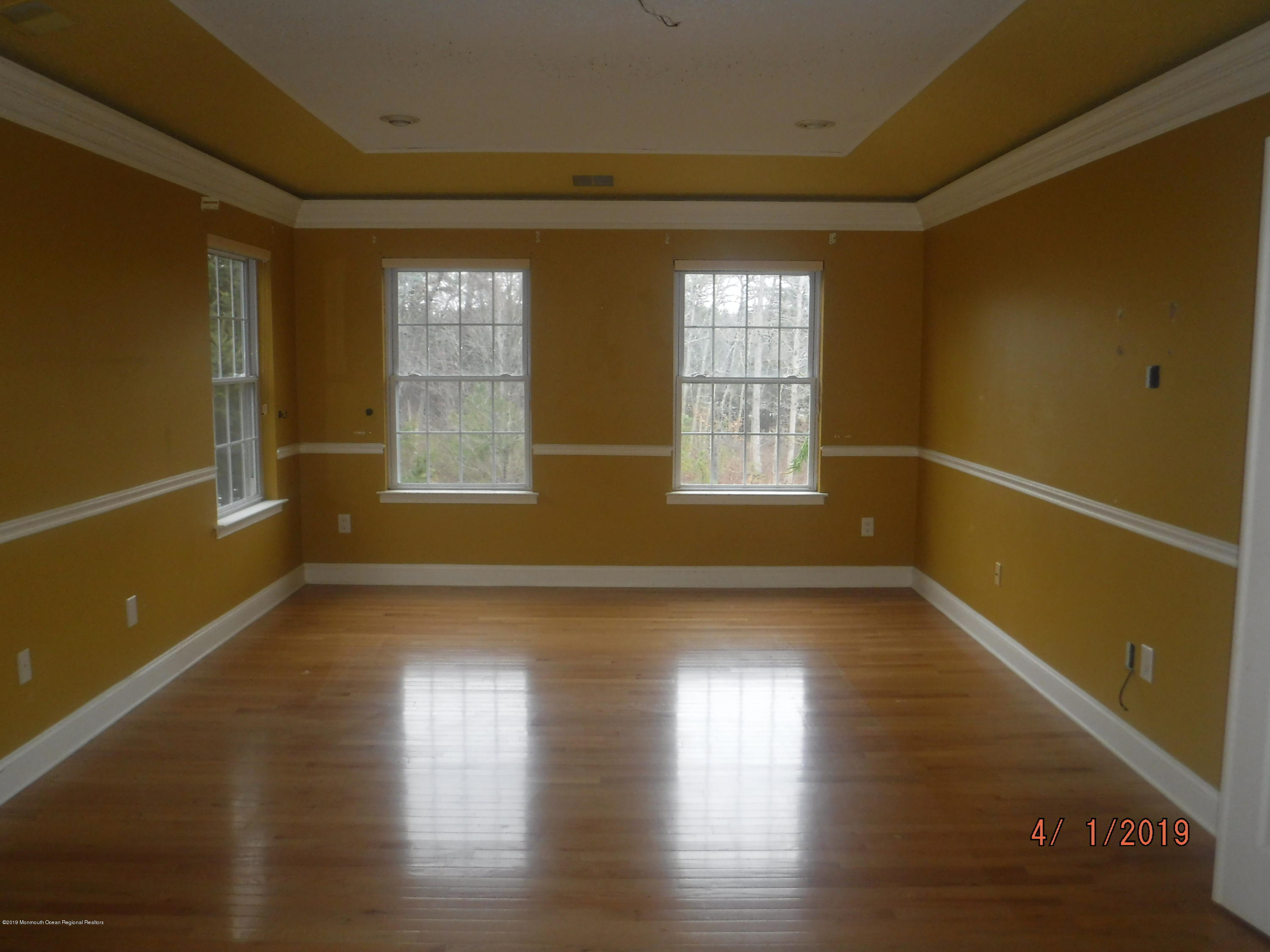 270 Butterfly Road Jackson, NJ 08527 - Photo 10 of 39 Master bedroom