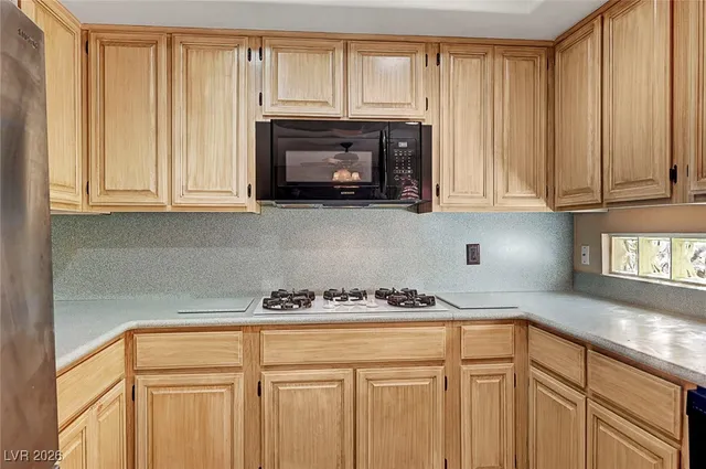 $3,495 | 9433 Angelfish Drive, Las Vegas, NV 89117