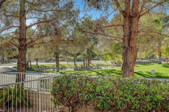 $3,495 | 9433 Angelfish Drive, Las Vegas, NV 89117