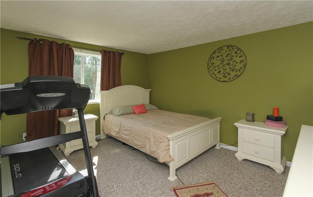 8237 Old Farm Road Indianapolis, IN 46256 - Photo 10 of 18 Gallery Image 10